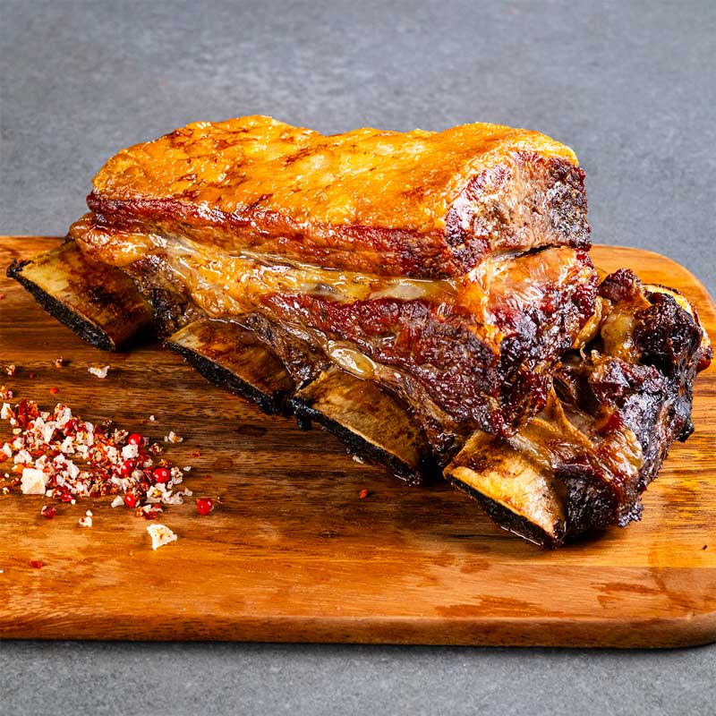 Langsam gesmokte Premium Beef Ribs von TAURBULL, saftig, armoatisch, intensiv im Geschmack